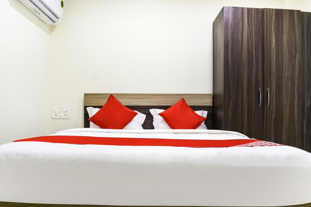 Hotel O S&H Residency Khandagiri Eksteriør billede